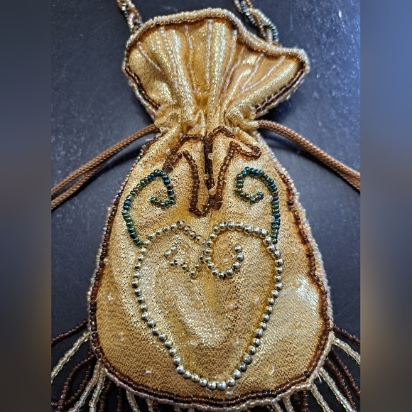 Handmade Beaded Pouch - Picture 7 of 9